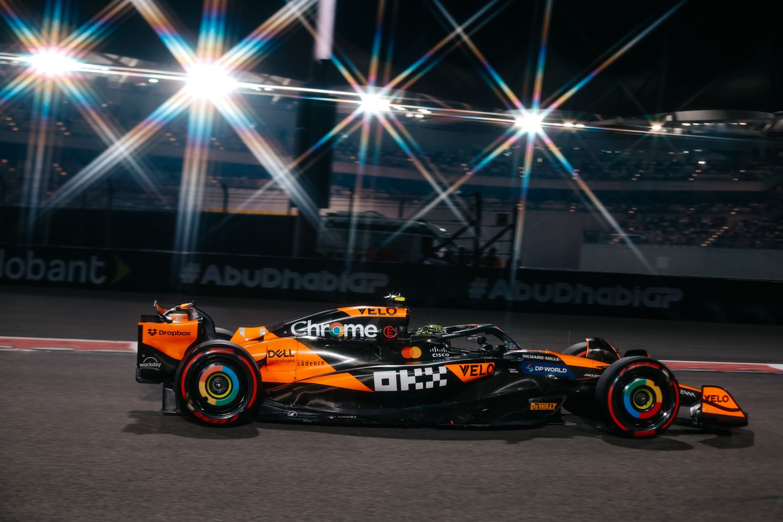 Norris en pole, McLaren verrouille la première ligne à Abu Dhabi - Crédit photo : McLaren Racing