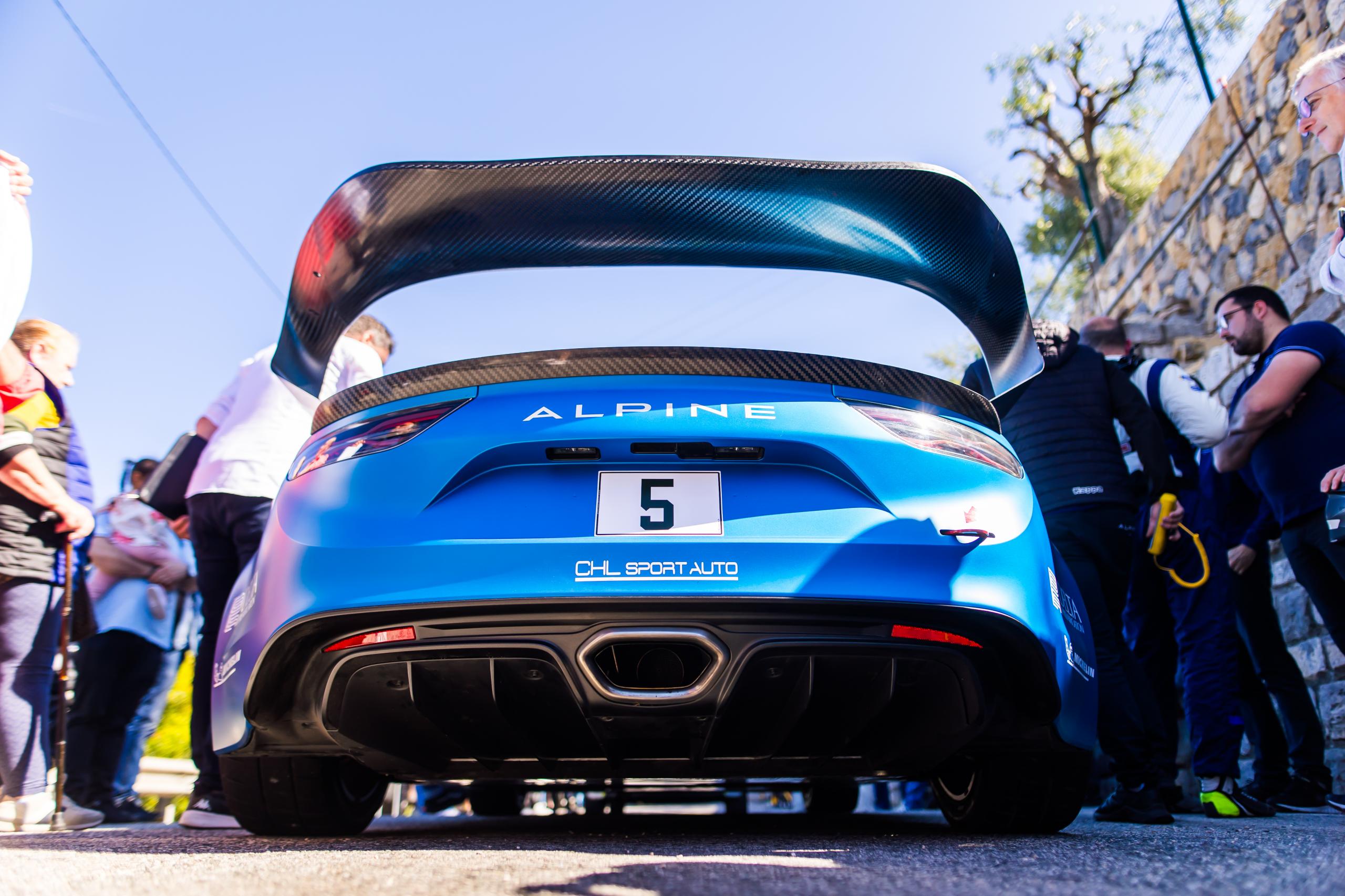 Début prometteur pour l'Alpine A110 Rallye GT+ au Rallye d'Antibes 2024 - Crédit photo : Alpine
