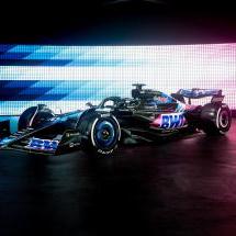 Alpine présente sa F1 à multiple livrées pour la saison 2024 - Crédit photo : Alpine