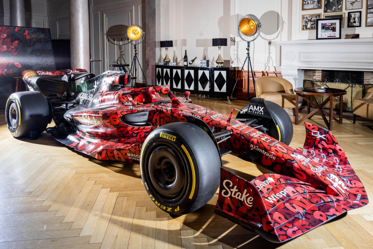 Alfa Romeo F1 Team Stake présente une Art Car en collaboration avec BOOGIE - Crédit photo : Alfa Romeo F1 Team Stake