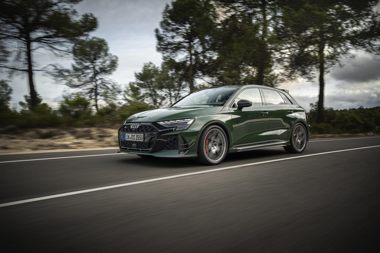 Audi RS3 competition limited : 5 cylindres, 400 ch et 750 exemplaires - Crédit photo : Audi AG