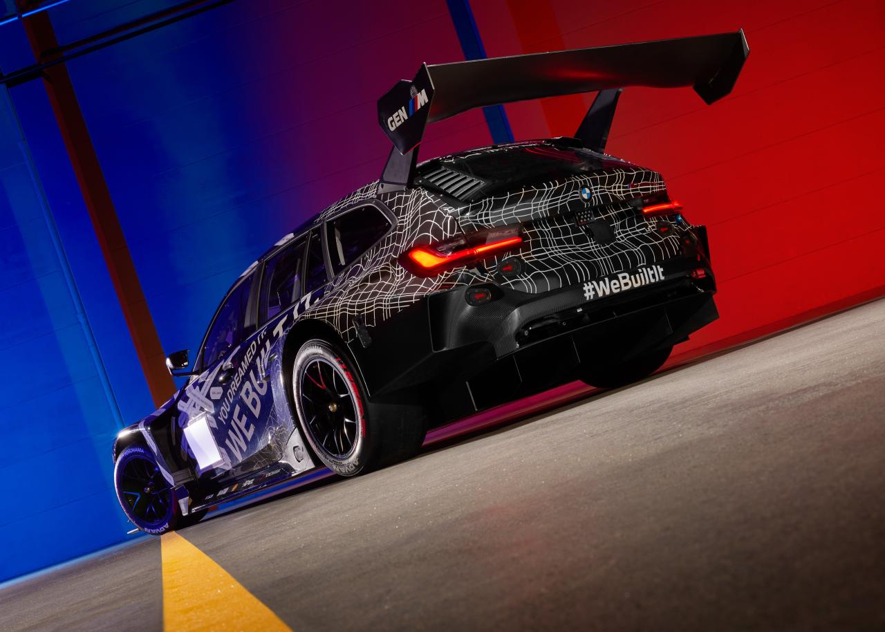 BMW M3 Touring 24H : le poisson d’avril devient réalité - Crédit photo : BMW