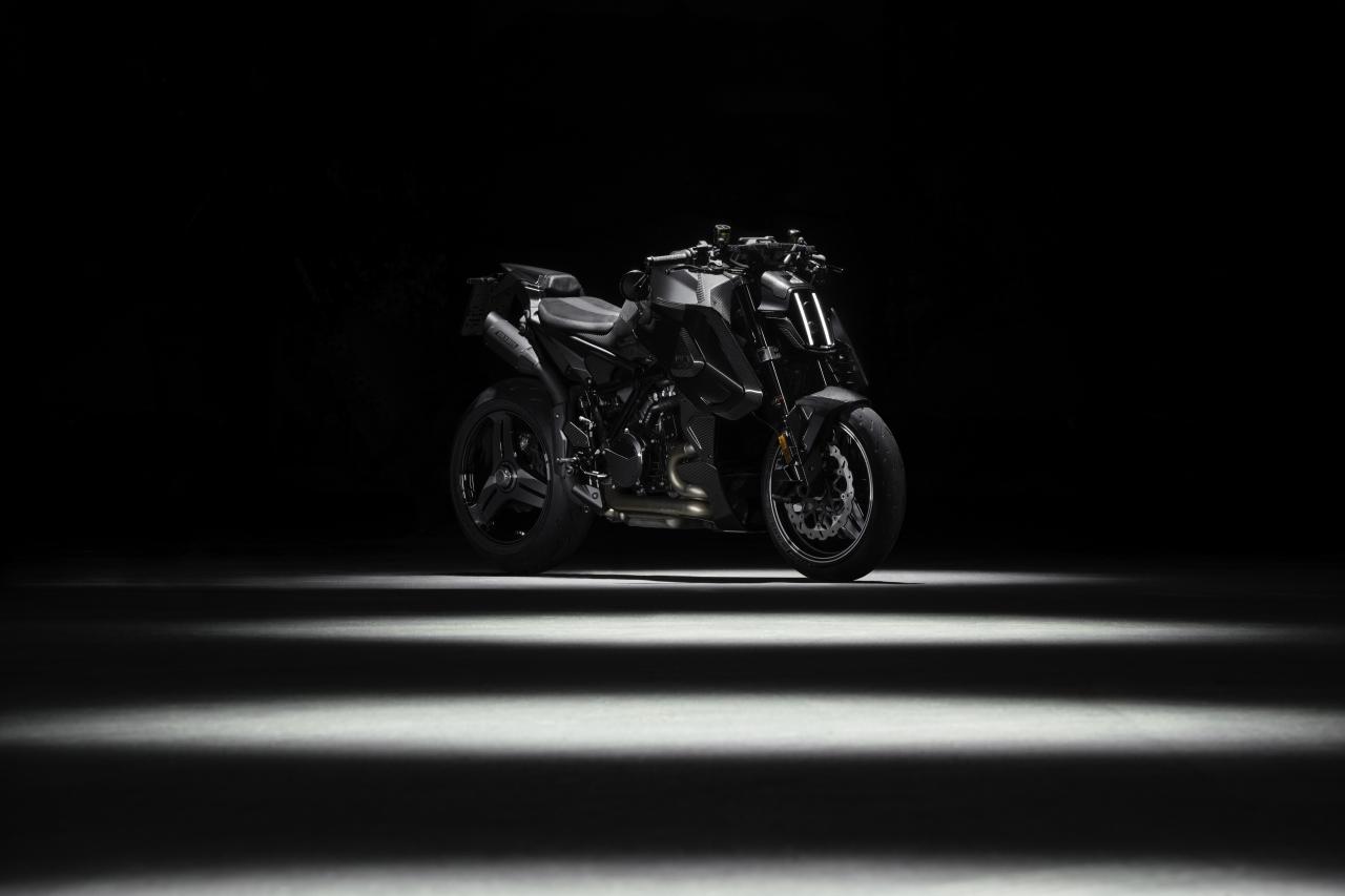 Brabus 1400 R : 190 ch de brutalité raffinée en série limitée - Crédit photo : BRABUS