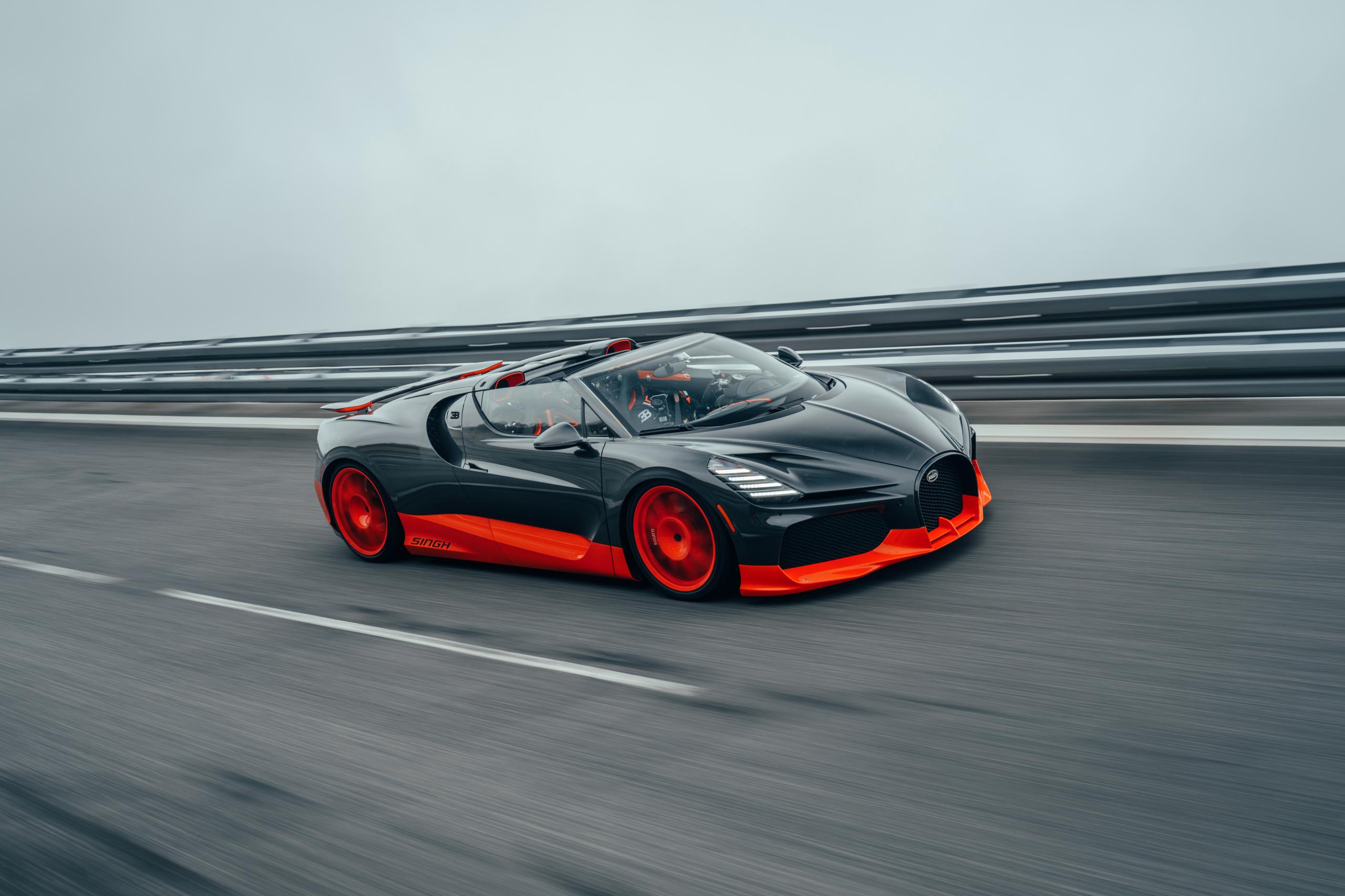 Bugatti W16 Mistral : nouveau record de vitesse pour un roadster - Crédit photo : Bugatti