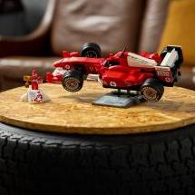 Ferrari F2004 : LEGO rend hommage à Schumacher - Crédit photo : LEGO
