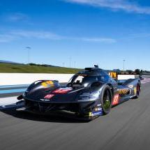 Genesis présente la GMR-001 dans sa définition WEC 2026 - Crédit photo : Genesis Magma Racing - Drew Gibson