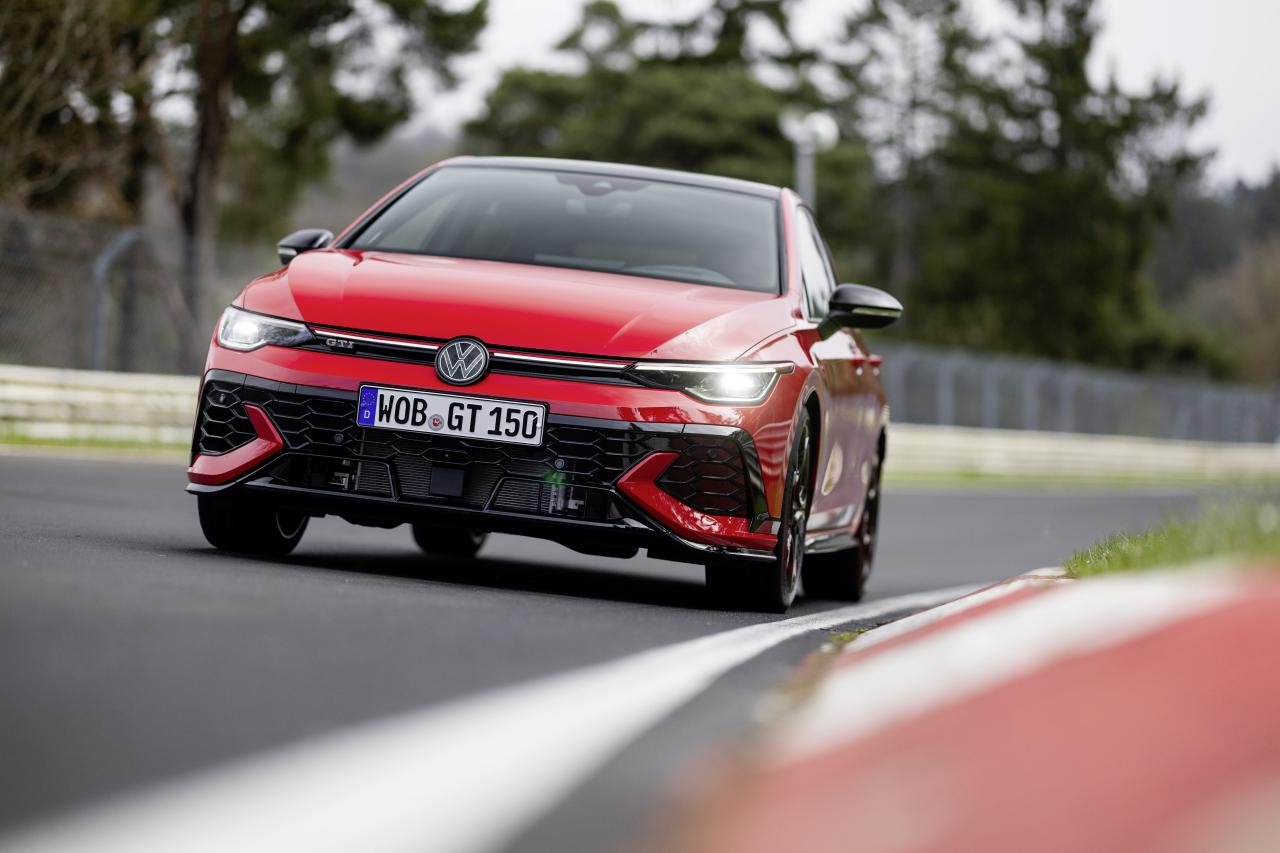 Golf GTI EDITION 50 : la GTI de série la plus puissante de l’histoire - Crédit photo : Gruppe C Photography / Volkswagen