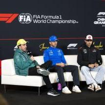 Alonso : des virages pour recharger la batterie, plus pour les chronos - Crédit photo : FIA