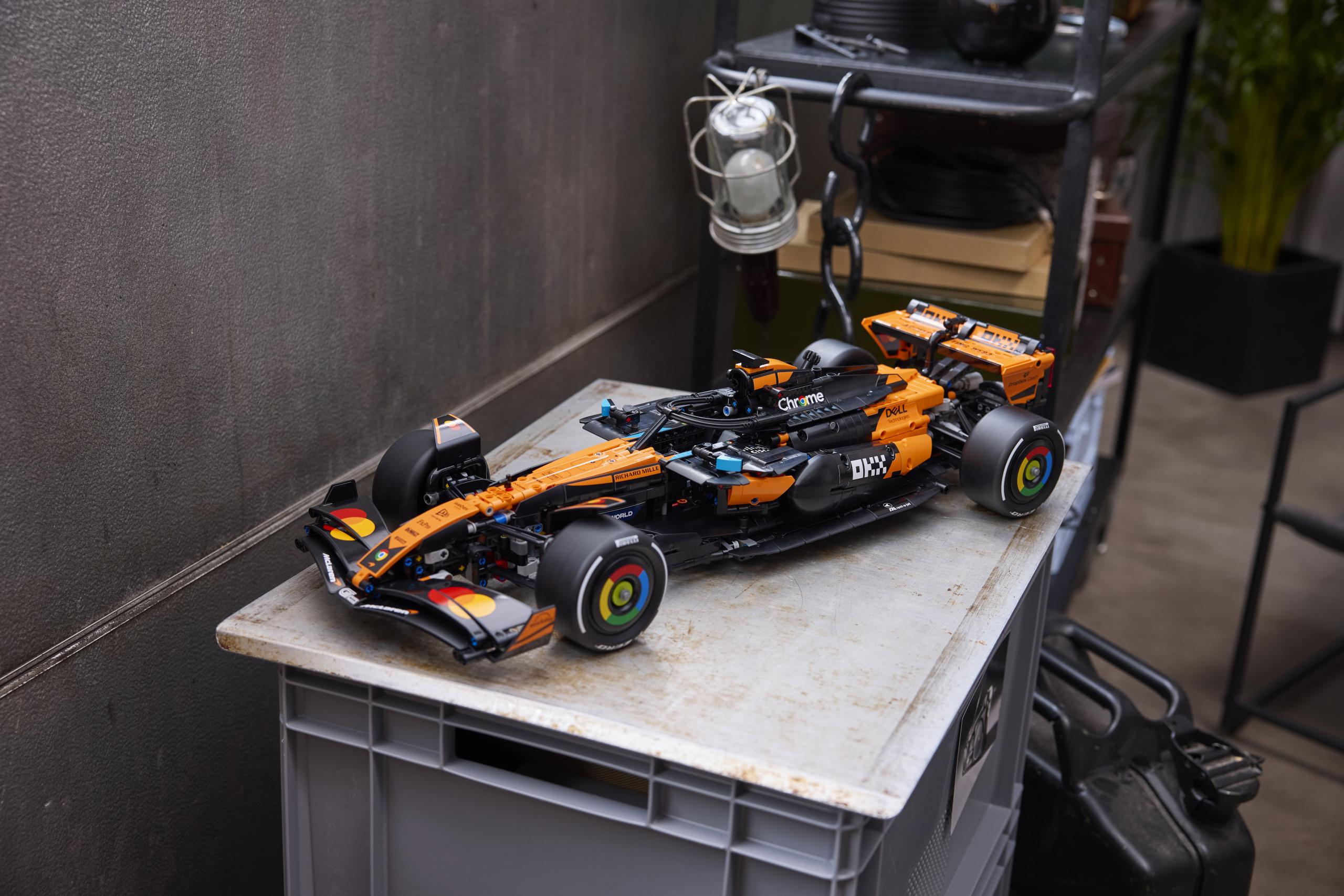LEGO Technic dévoile la McLaren MCL39 F1 championne 2025 en 1:8 - Crédit photo : LEGO