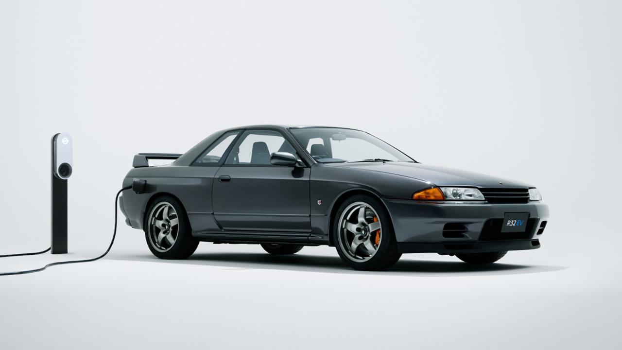 Nissan électrifie la Skyline avec la R32 EV - Crédit photo : Nissan