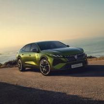 Peugeot 408 : berline-crossover fastback restylée - Crédit photo : Peugeot / Stellantis