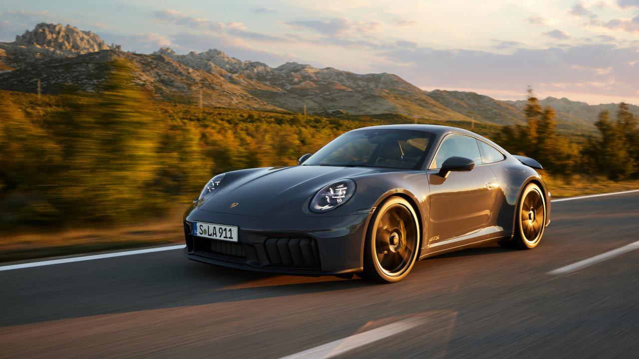 Nouvelle Porsche 911 : la motorisation T-Hybrid pimente une icône - Crédit photo : Porsche