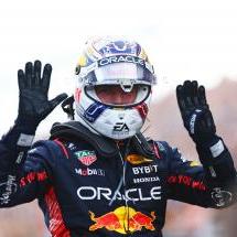 Troisième victoire à Zandvoort pour Verstappen qui en profite pour égaler un record de Vettel - Crédit photo : Red Bull