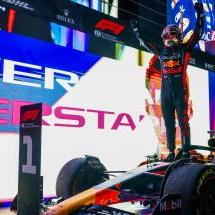 Verstappen triomphe devant les McLaren dans un Grand Prix du Qatar éreintant - Crédit photo : Red Bull Content Pool