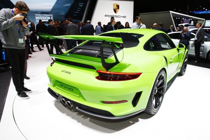 Porsche 911 GT3 RS, 3/4 arrière Porsche 911 GT3 RS, 3/4 arrière