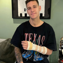 Petite fracture à la main gauche pour Quartararo - Crédit photo : Fabio Quartararo