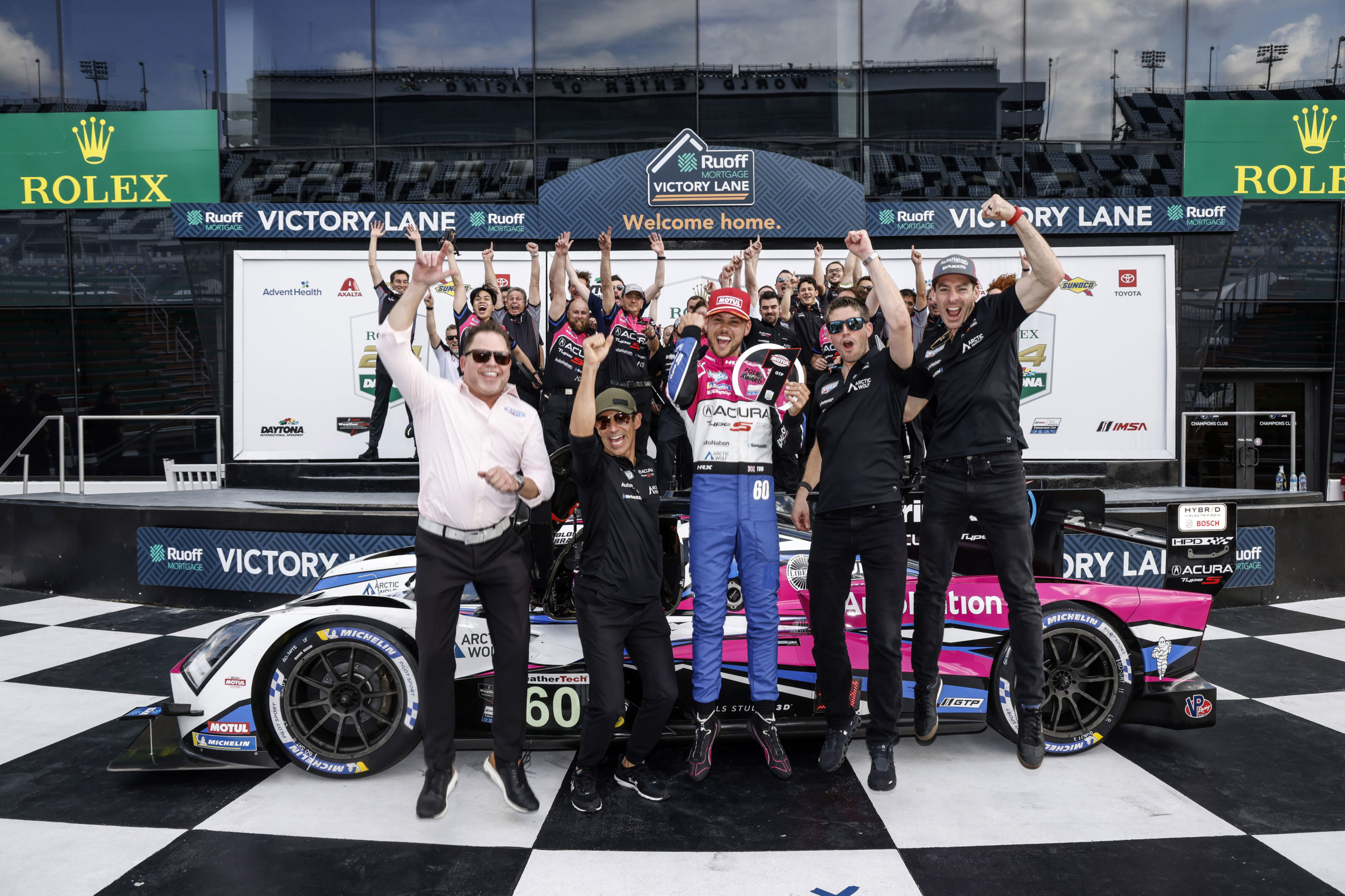 Blomqvist signe la pole position pour Meyer Shank aux 24 Heures de Daytona - Crédit photo : IMSA (Mike Levitt - LAT Images)
